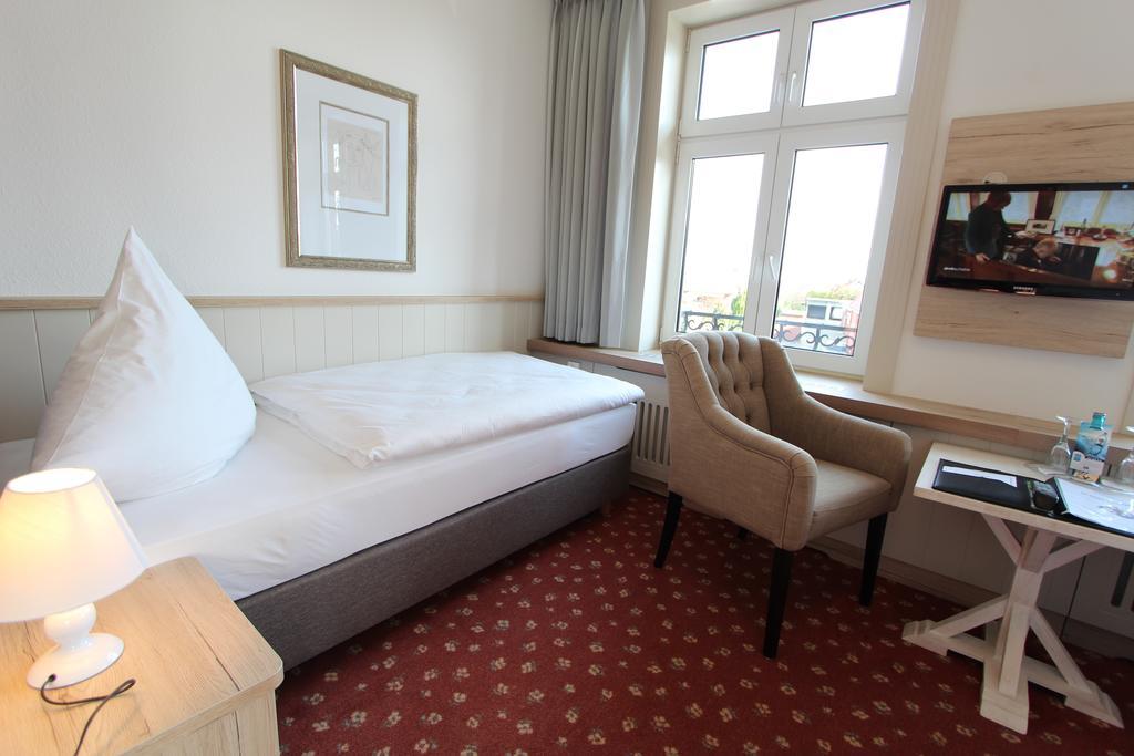 Hotel Thormaehlen Bliestorf Екстериор снимка